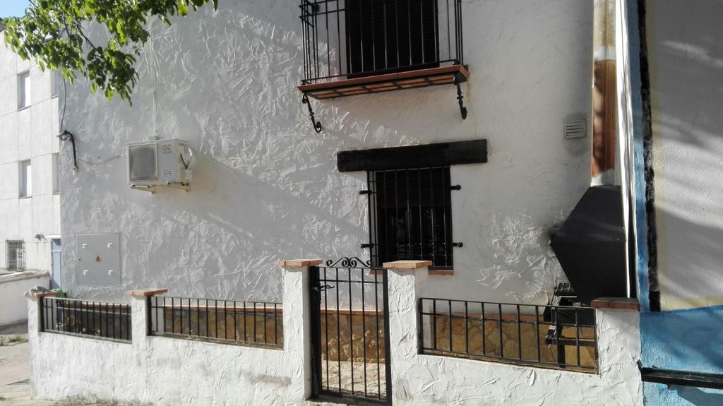 Turistico Rural El Yelmo *