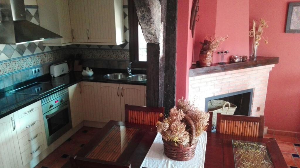 Turistico Rural El Yelmo